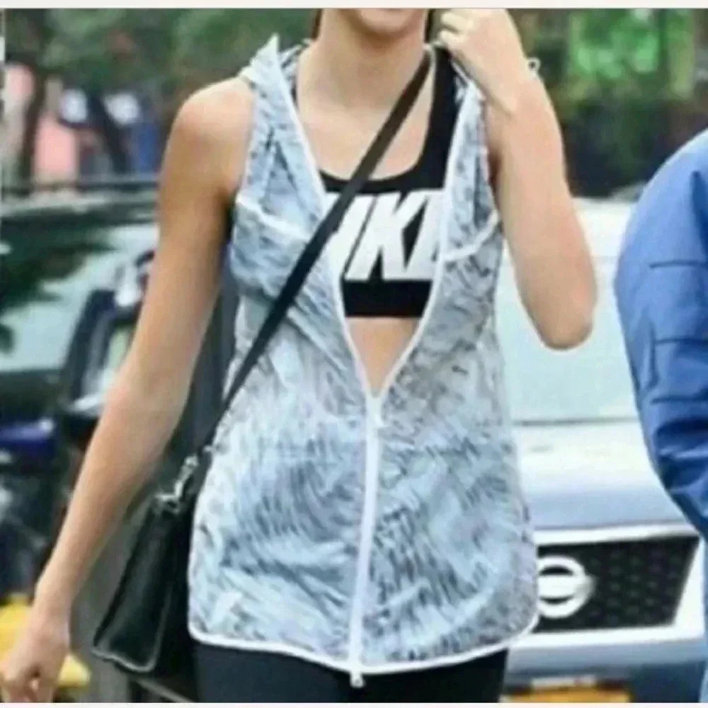 Nike tech hyperfuse sleeveless zip up vest